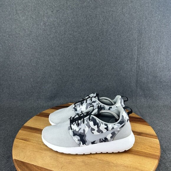 Nike Men's Roshe One SE Wolf Grey Black Camo Running Shoes 844687-013 Size 6.5 - Picture 6 of 12